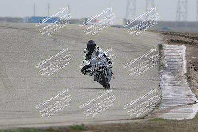 media/Nov-29-2025-TrackDaz (Sat) [[10ae2d9bce]]/A Group/Session 3 (Outside Grapevine)/